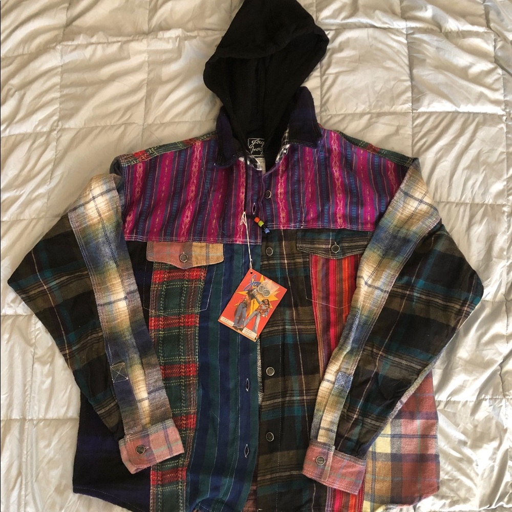 Vintage hooded shirt.